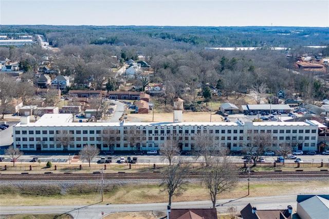 2971 N Bogan Road NE, Buford, GA 30519