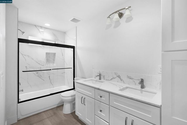 2100 Paige Ct, Pittsburg, CA 94565