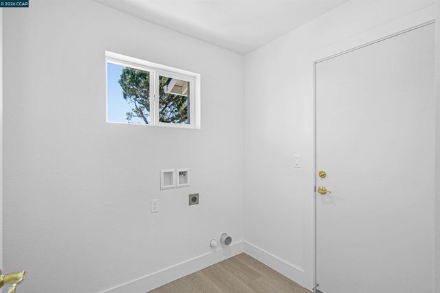 2100 Paige Ct, Pittsburg, CA 94565