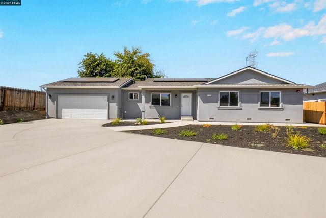 2100 Paige Ct, Pittsburg, CA 94565