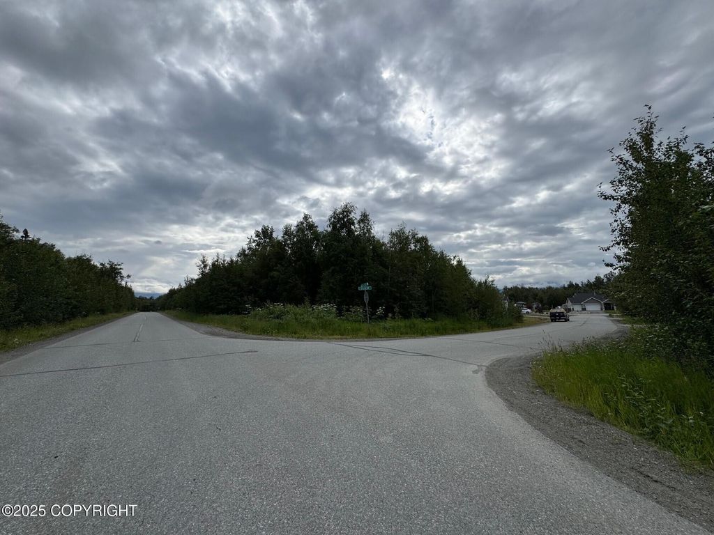 875 N Upstream Place, Palmer, AK 99645