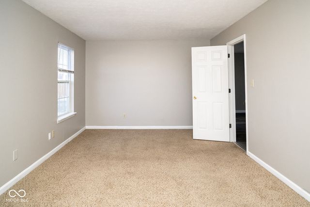 1941 Acorn Drive, Franklin, IN 46131