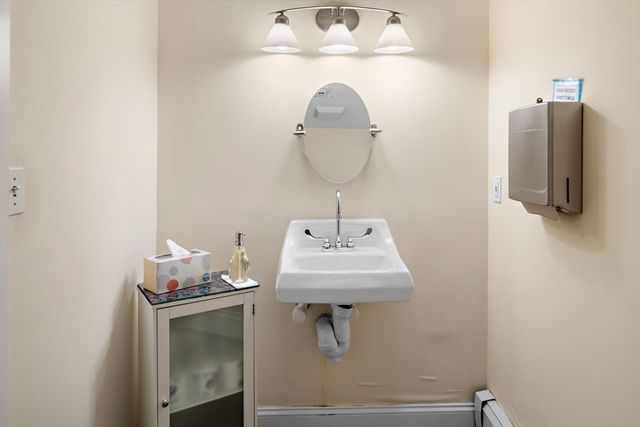 930 Massachusetts, Cambridge, MA 02139