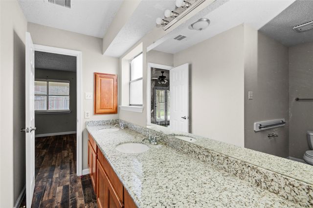 11006 Landsbury Court, Houston, TX 77099