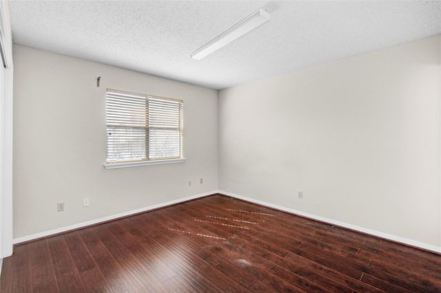 11006 Landsbury Court, Houston, TX 77099