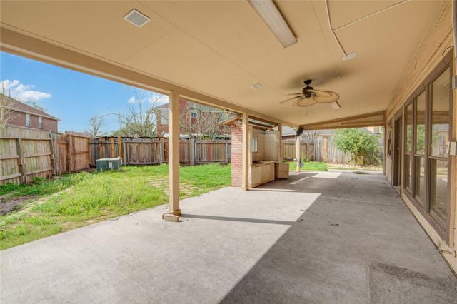 11006 Landsbury Court, Houston, TX 77099