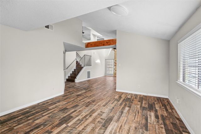 11006 Landsbury Court, Houston, TX 77099