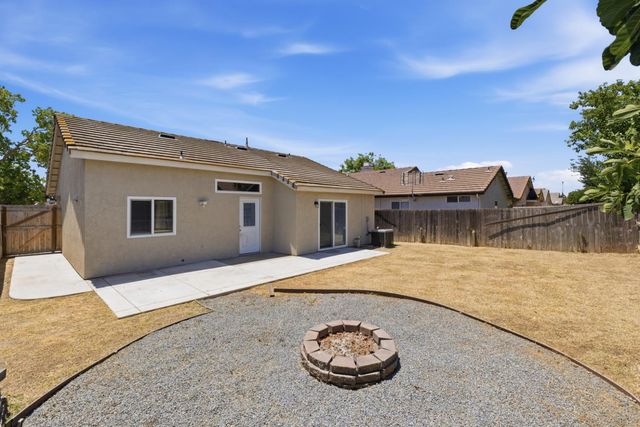 5642 W Donner Avenue, Fresno, CA 93722