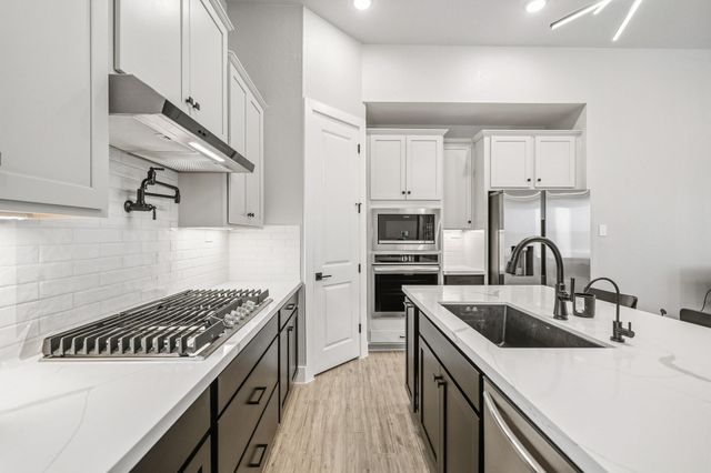 5202 Murillo Drive, Manvel, TX 77583
