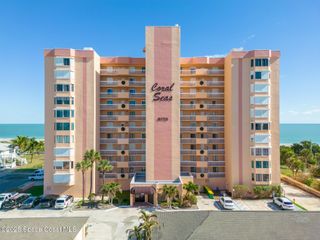 6770 Ridgewood Avenue, 301, Cocoa Beach, FL 32931