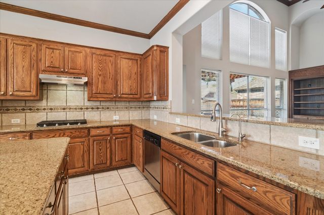 8323 Albritton Drive, Frisco, TX 75036