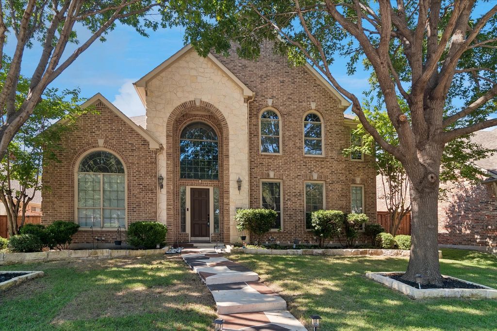 8323 Albritton Drive, Frisco, TX 75036