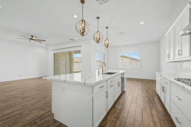 13103 N 174th Drive, Surprise, AZ 85388