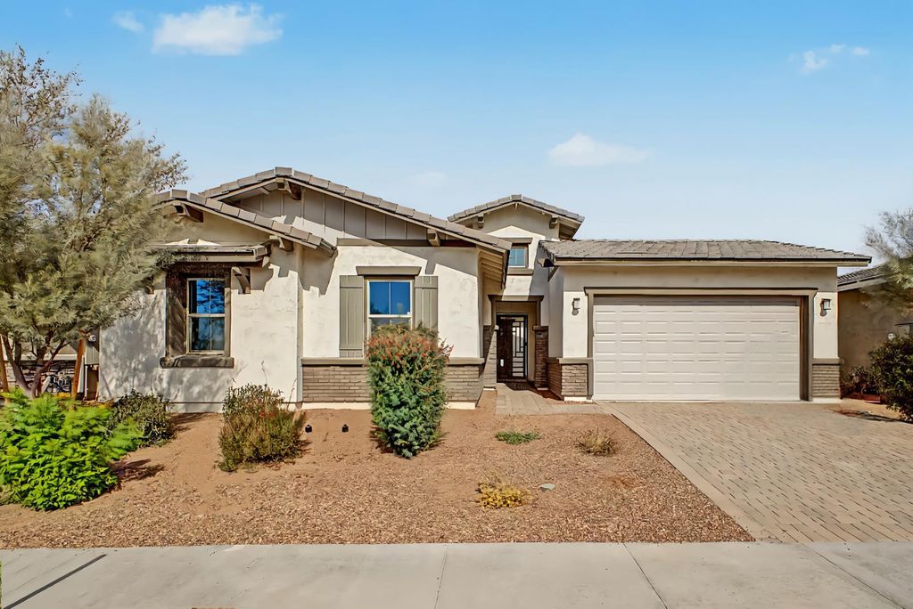 13103 N 174th Drive, Surprise, AZ 85388
