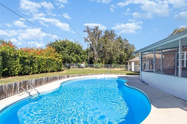 912 N FAIRBAIRN DRIVE, Deltona, FL 32725