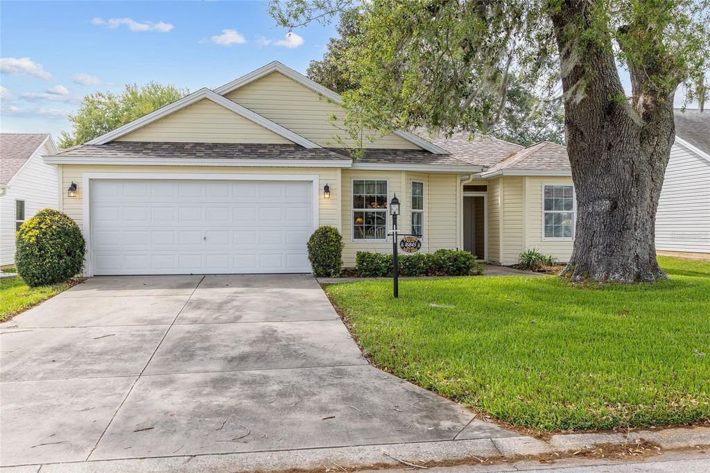 Image 1 of property listing at 16845 SE 93RD CUTHBERT CIRCLE, The Villages, FL 32162