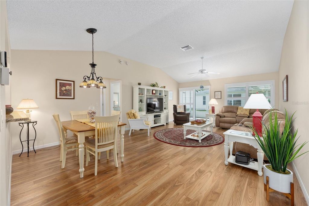 Image 15 of property listing at 16845 SE 93RD CUTHBERT CIRCLE, The Villages, FL 32162