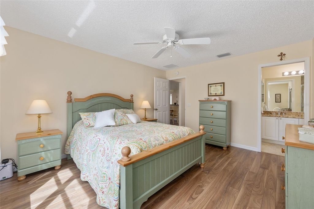 Image 25 of property listing at 16845 SE 93RD CUTHBERT CIRCLE, The Villages, FL 32162