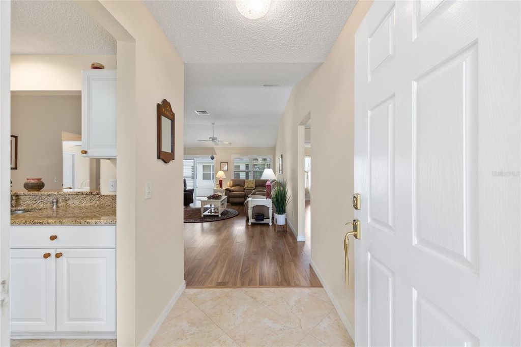 Image 5 of property listing at 16845 SE 93RD CUTHBERT CIRCLE, The Villages, FL 32162