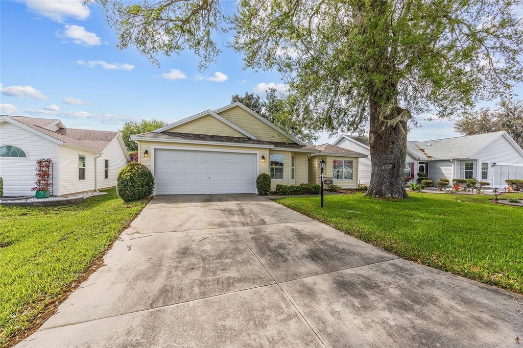Image 44 of property listing at 16845 SE 93RD CUTHBERT CIRCLE, The Villages, FL 32162