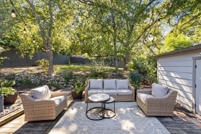 6121 Sharon Road, Fort Worth, TX 76116