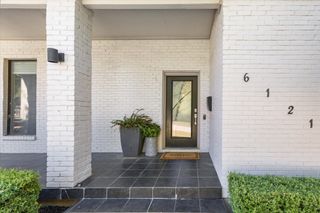 6121 Sharon Road, Fort Worth, TX 76116