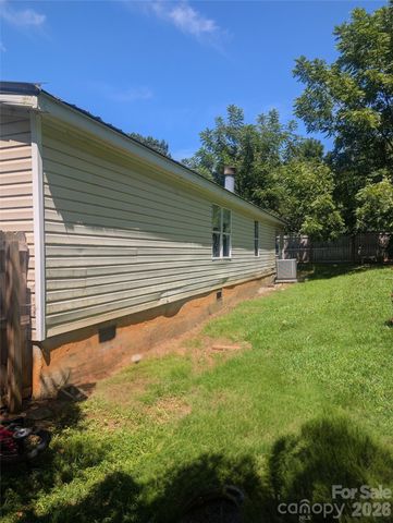 21 Lisa Drive, Canton, NC 28716