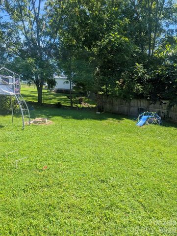 21 Lisa Drive, Canton, NC 28716