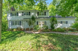 31 WOLF HILL DRIVE, Warren Twp., NJ 07059