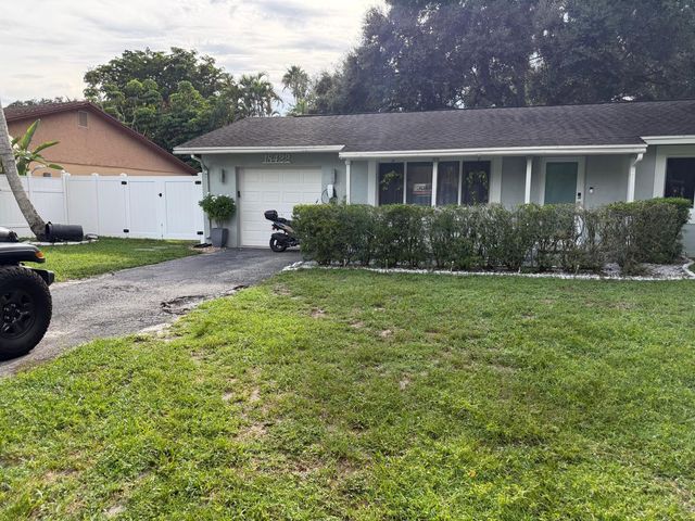 18422 SPANISH ISLES Place, Boca Raton, FL 33496