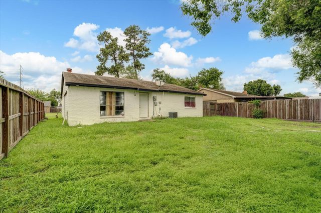 14618 Flair Drive, Houston, TX 77049