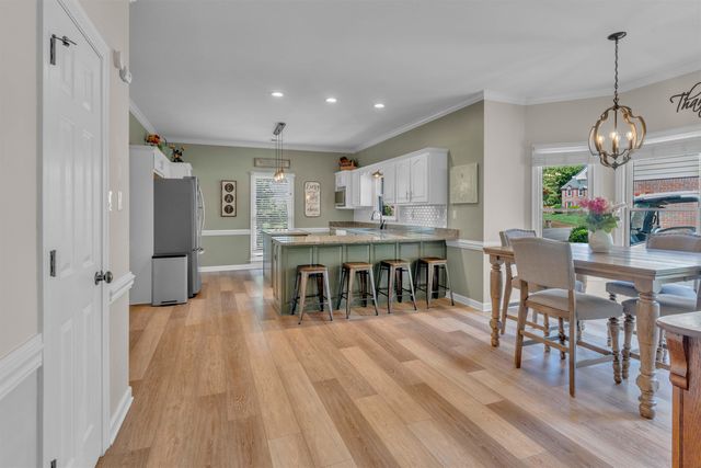 9597 CEDAR MIST CV E, Cordova, TN 38016