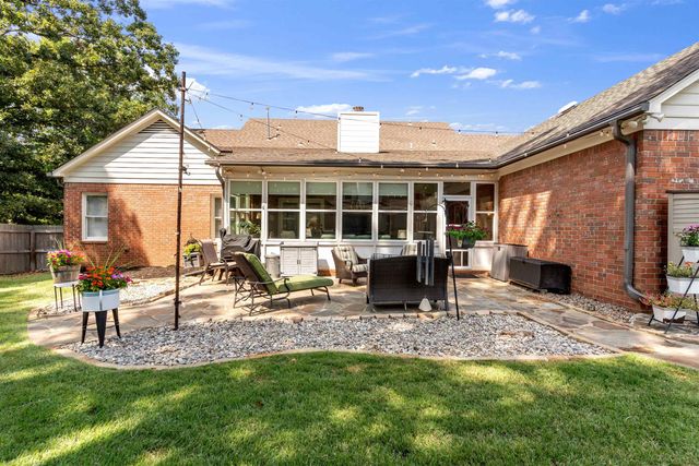 9597 CEDAR MIST CV E, Cordova, TN 38016