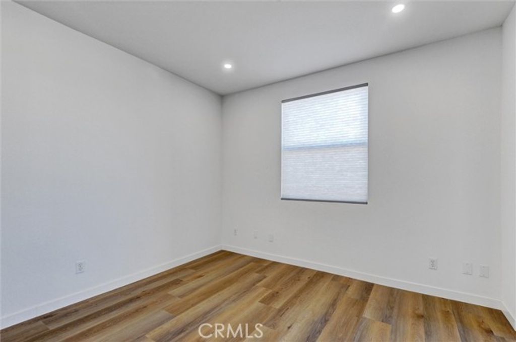 555 Maine Avenue 225, Long Beach, CA 90802