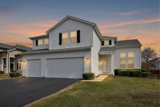 230 Stickley Lane, Lake In The Hills, IL 60156