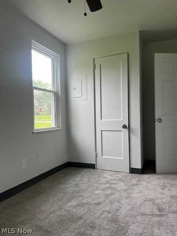 411 Wesley Avenue, Youngstown, OH 44509