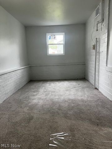 411 Wesley Avenue, Youngstown, OH 44509