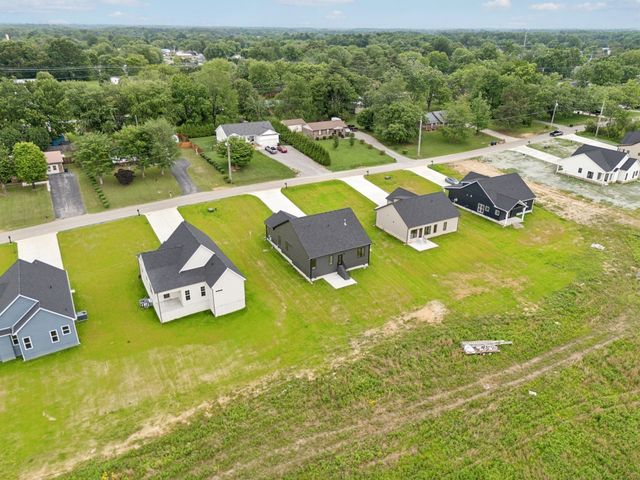 811 Oconnor St, Smithville, TN 37166