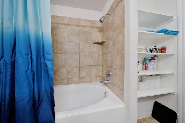 6814 Pear Point Lane, Richmond, TX 77469