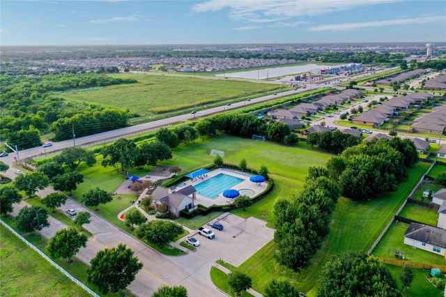 6814 Pear Point Lane, Richmond, TX 77469