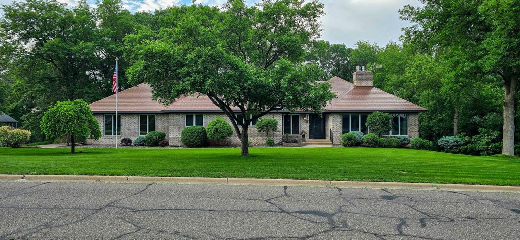 1935 17th Street S, Saint Cloud, MN 56301