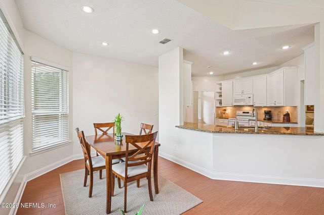 1847 MOURNING DOVE Lane, Jacksonville Beach, FL 32250