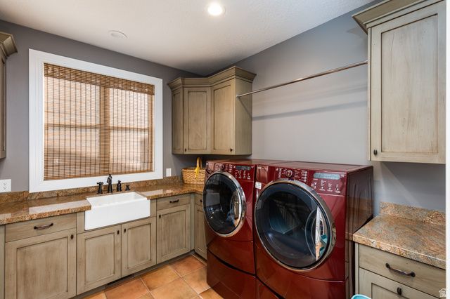 2751 E 4430 S, Holladay, UT 84124