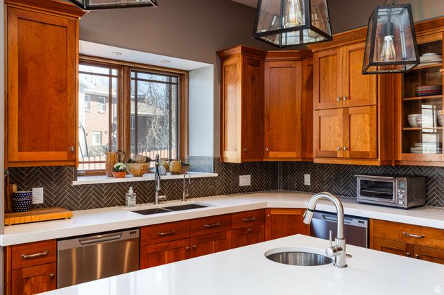 2751 E 4430 S, Holladay, UT 84124