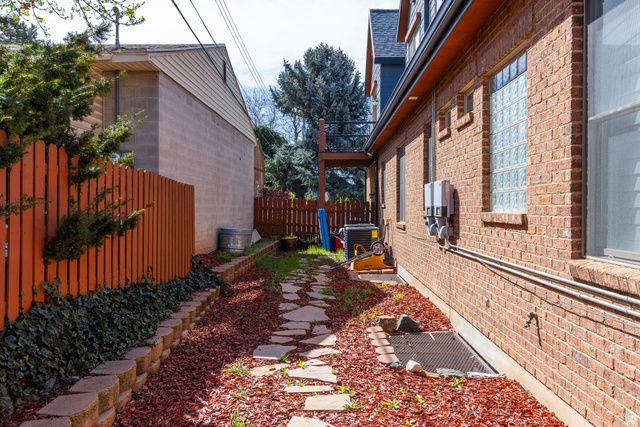 2751 E 4430 S, Holladay, UT 84124
