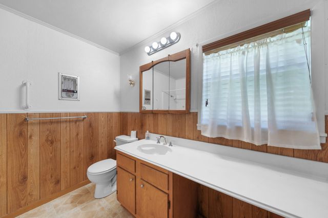 104 W Oak Street, Yantis, TX 75497