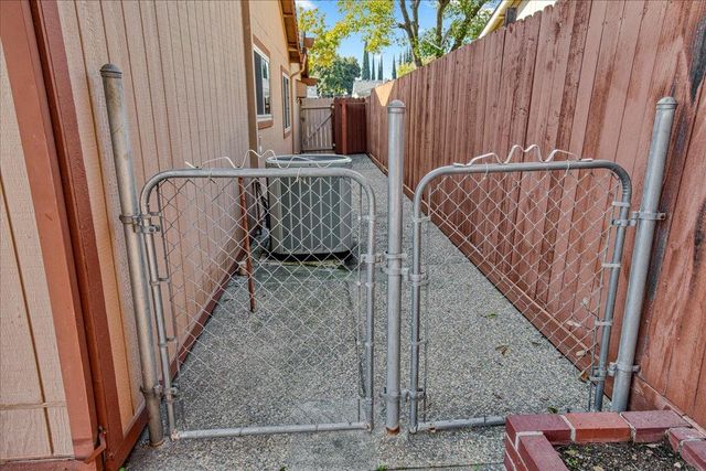 8020 Ramblewood Way, Citrus Heights, CA 95621