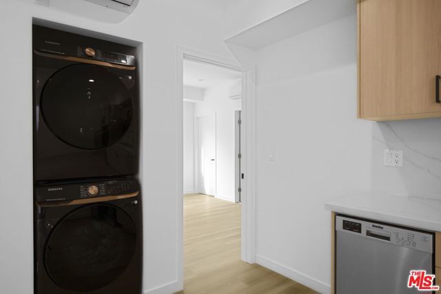 10826 Hesby Street, North Hollywood (los Angeles), CA 91601