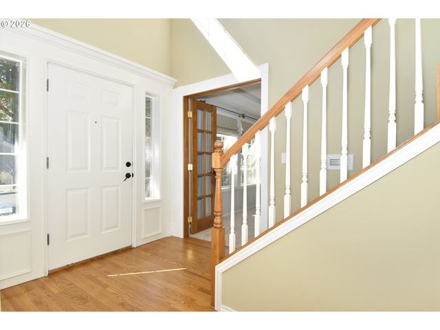 39735 HOOD St, Sandy, OR 97055