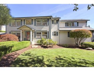 39735 HOOD St, Sandy, OR 97055